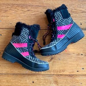 SOREL Girls Boots Size 3 Winter Boots❄️❄️